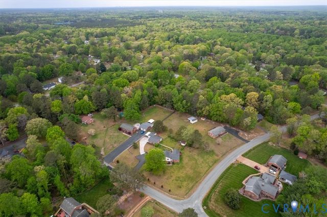 712 Reese Dr, Sandston, VA 23150