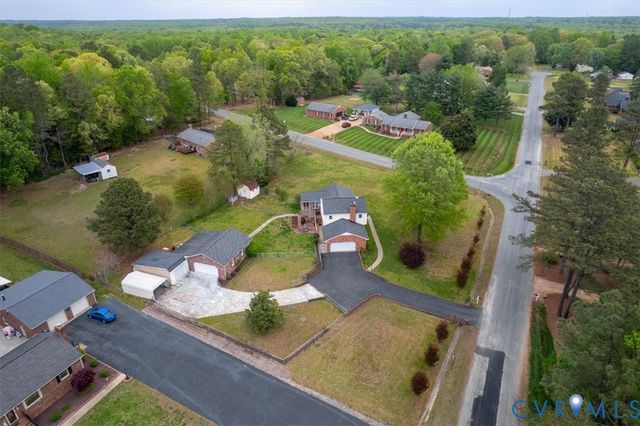 712 Reese Dr, Sandston, VA 23150