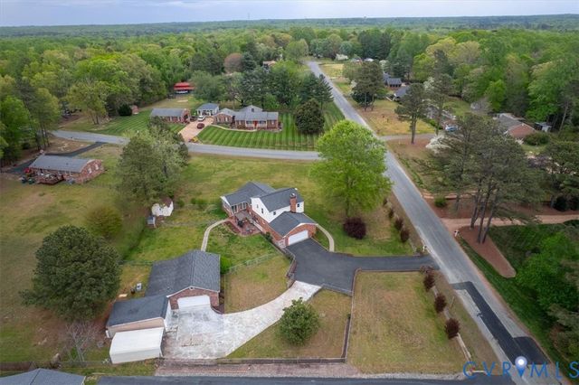 712 Reese Dr, Sandston, VA 23150