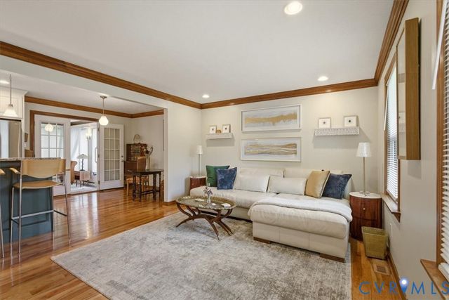 712 Reese Dr, Sandston, VA 23150