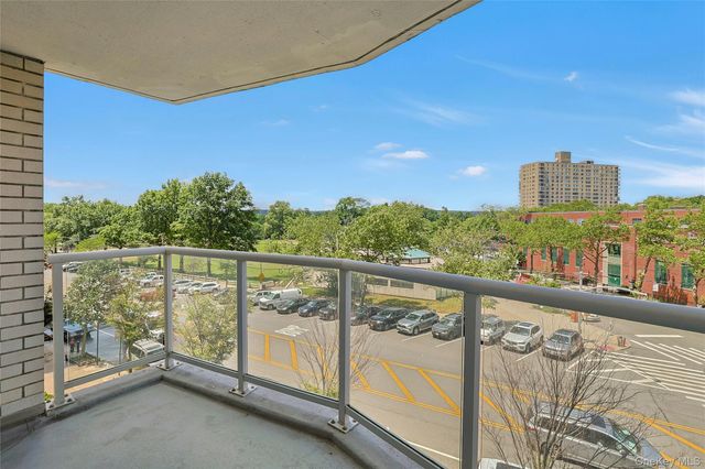 3333 Henry Hudson Parkway 4M, Bronx, NY 10463