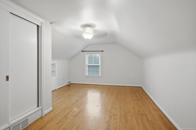 32200 Arlington Drive, Beverly Hills, MI 48025
