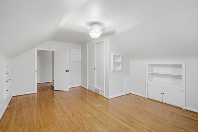 32200 Arlington Drive, Beverly Hills, MI 48025