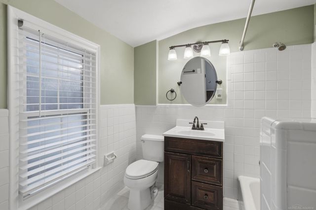 32200 Arlington Drive, Beverly Hills, MI 48025