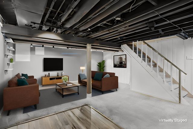 32200 Arlington Drive, Beverly Hills, MI 48025