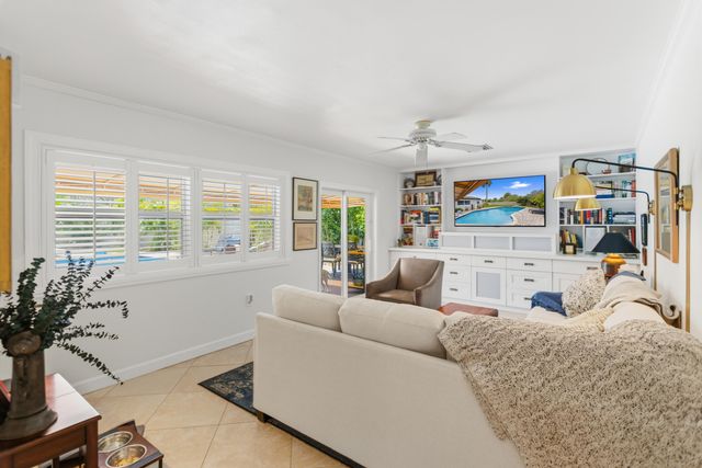 1420 NE 42nd Court, Oakland Park, FL 33334