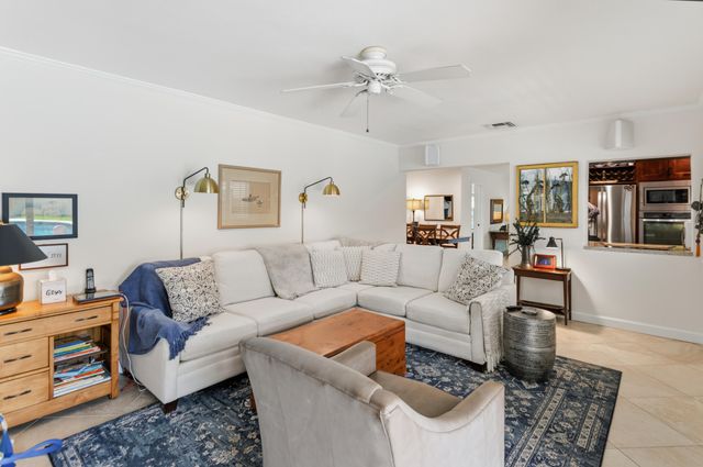 1420 NE 42nd Court, Oakland Park, FL 33334