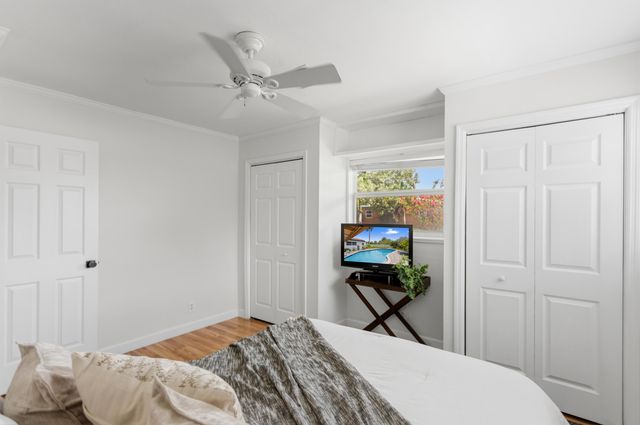 1420 NE 42nd Court, Oakland Park, FL 33334