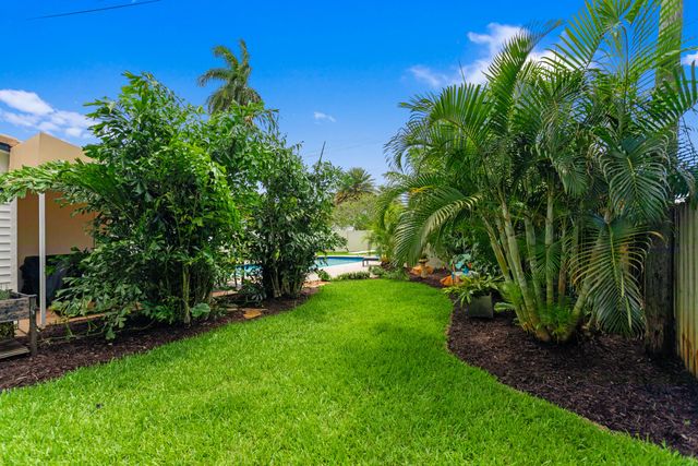1420 NE 42nd Court, Oakland Park, FL 33334