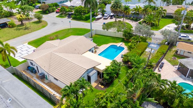 1420 NE 42nd Court, Oakland Park, FL 33334