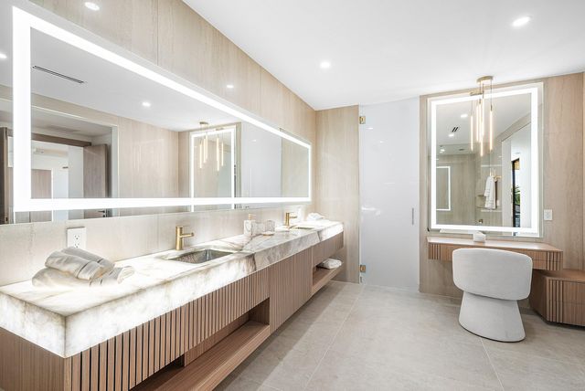 750 NE 69th Street, Boca Raton, FL 33487