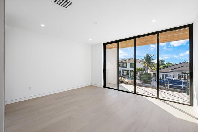 750 NE 69th Street, Boca Raton, FL 33487