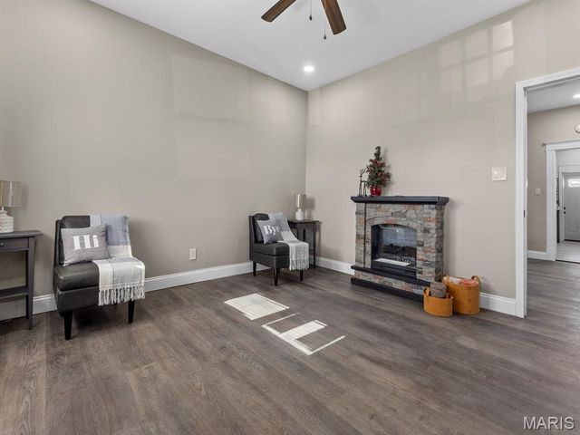 5147 Pattison Avenue, St Louis, MO 63110