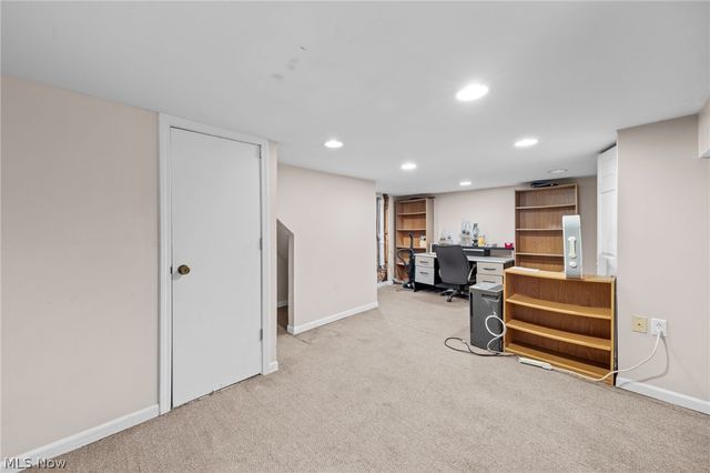 4815 Massillon Road, Green, OH 44720