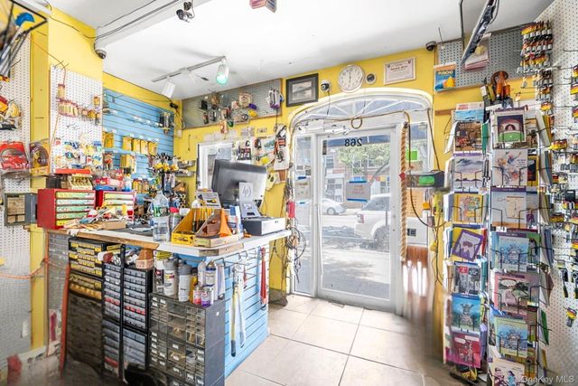 268 City Island Avenue, Bronx, NY 10464