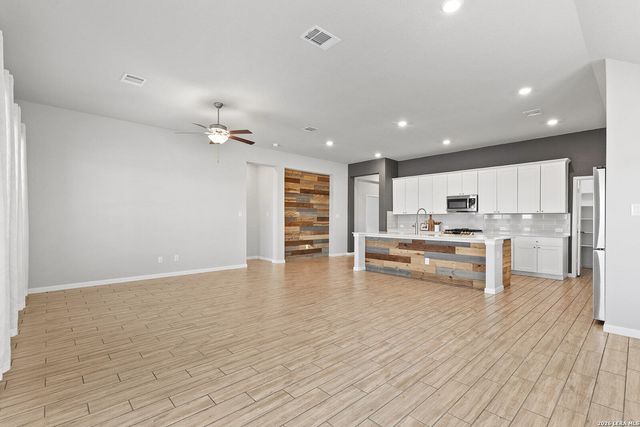 5317 Black Walnut, Bulverde, TX 78163