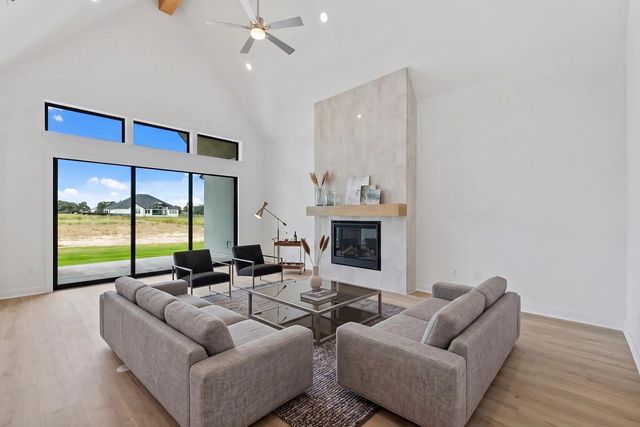 2941 Heritage Heights RD, Leander, TX 78641