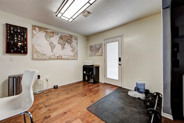 333 NE 9th Place, Newcastle, OK 73065
