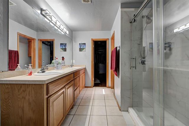 333 NE 9th Place, Newcastle, OK 73065
