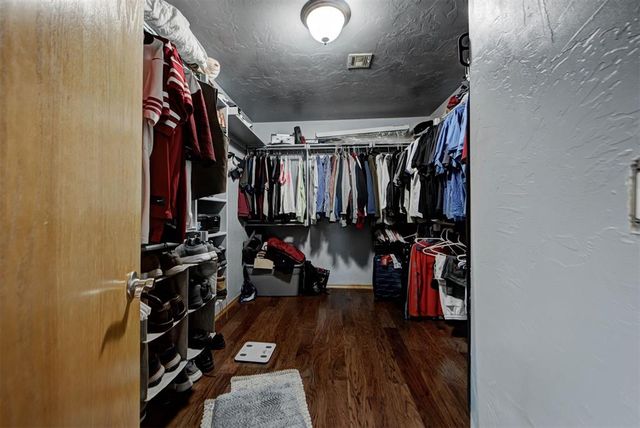 333 NE 9th Place, Newcastle, OK 73065