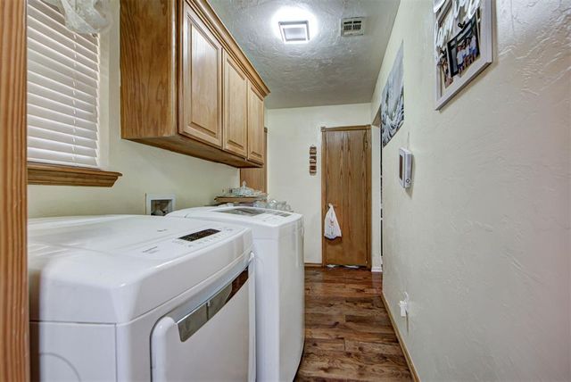 333 NE 9th Place, Newcastle, OK 73065
