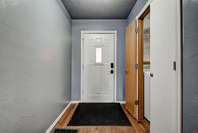 333 NE 9th Place, Newcastle, OK 73065