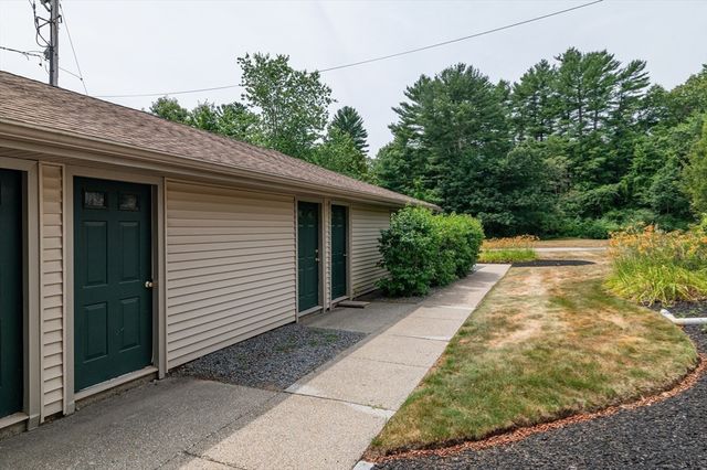 108 Norton Avenue 4, Easton, MA 02375