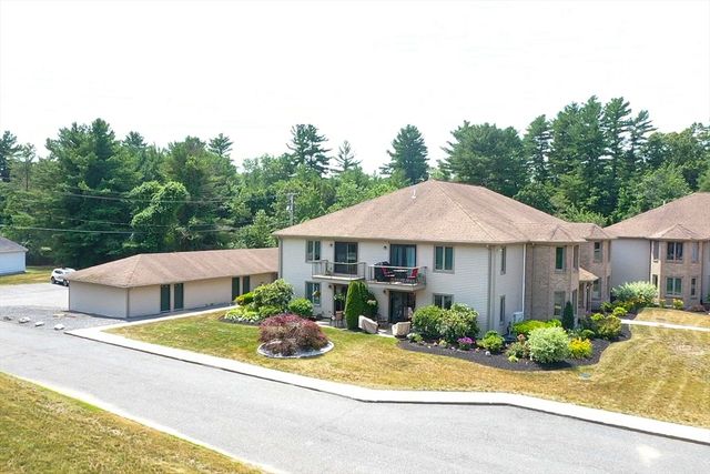 108 Norton Avenue 4, Easton, MA 02375