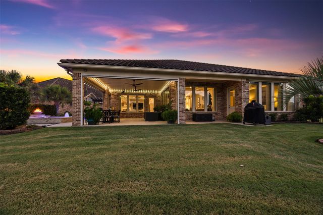 14 Fair Bluff Court, Fulshear, TX 77441