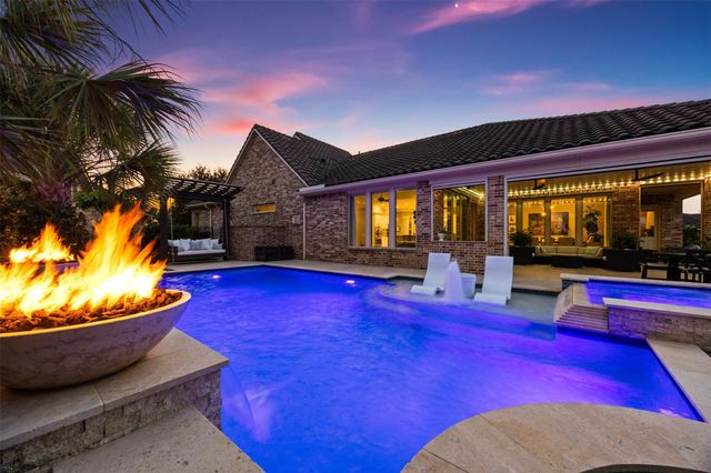 14 Fair Bluff Court, Fulshear, TX 77441