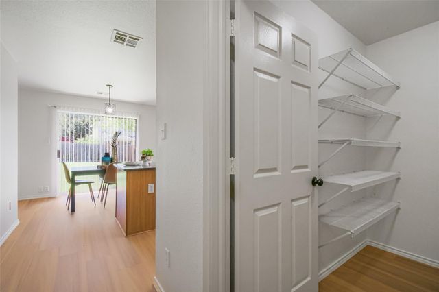 2690 Bradley LN, Round Rock, TX 78664