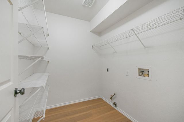 2690 Bradley LN, Round Rock, TX 78664