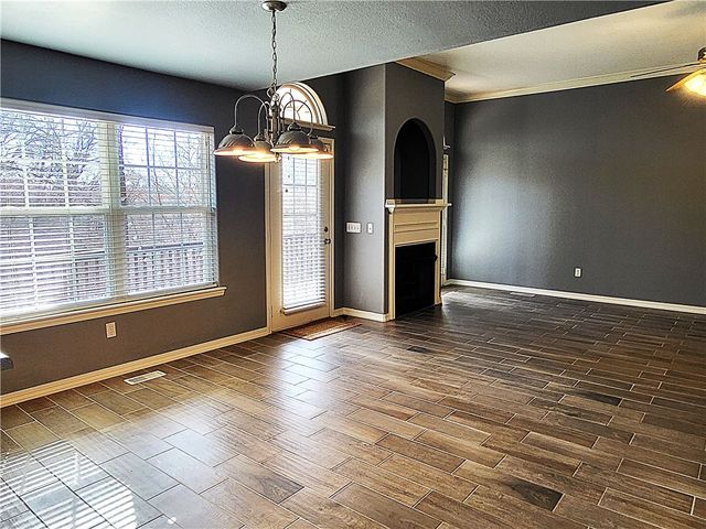 1 Martham Lane, Bella Vista, AR 72715