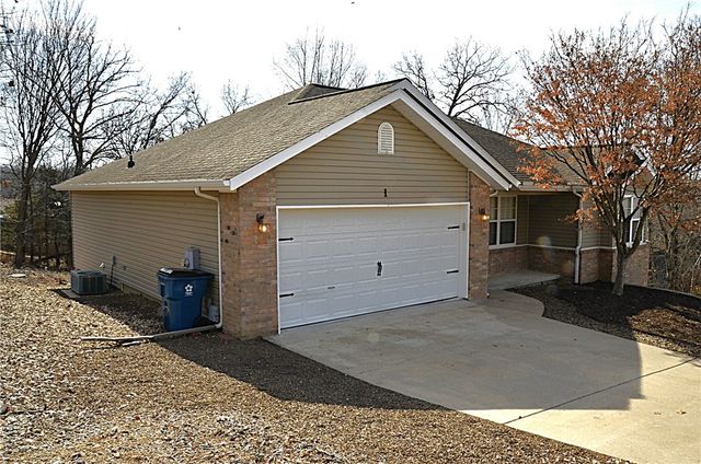 1 Martham Lane, Bella Vista, AR 72715