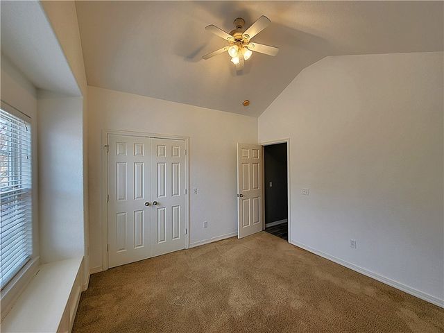 1 Martham Lane, Bella Vista, AR 72715