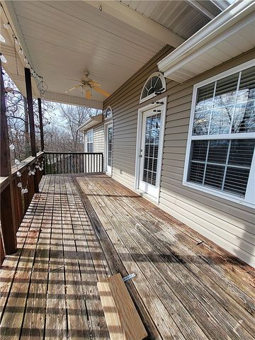 1 Martham Lane, Bella Vista, AR 72715