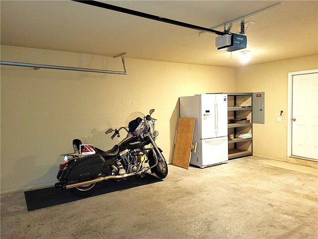 1 Martham Lane, Bella Vista, AR 72715