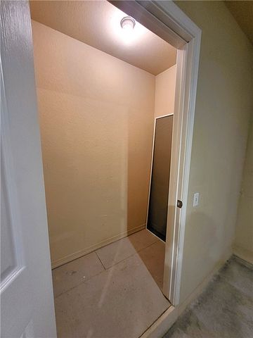 1 Martham Lane, Bella Vista, AR 72715