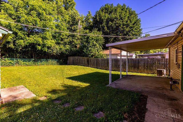1230 Sanford Drive, Riverside, OH 45432