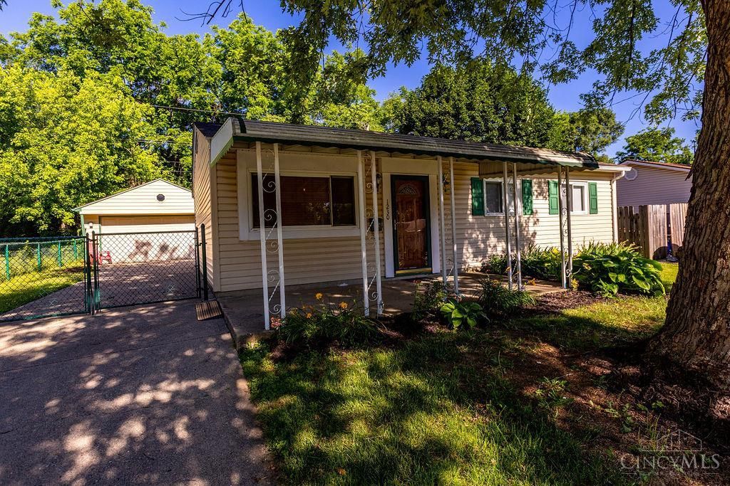 1230 Sanford Drive, Riverside, OH 45432