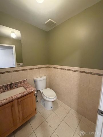21 Jill Court, Franklin Twsp, NJ 08873