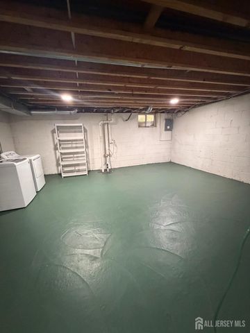 21 Jill Court, Franklin Twsp, NJ 08873
