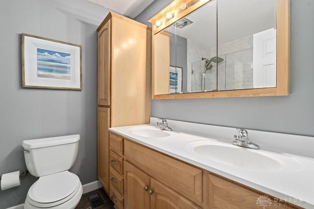 4925 Concordia Circle, Kettering, OH 45440