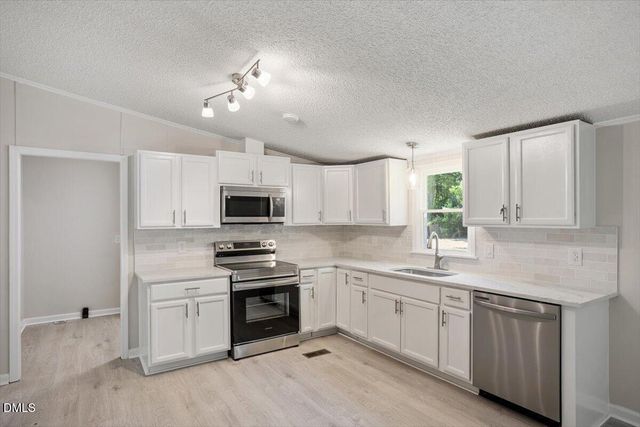 3356 Dandelion Lane, Fayetteville, NC 28306