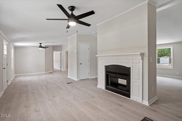 3356 Dandelion Lane, Fayetteville, NC 28306