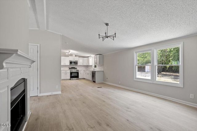 3356 Dandelion Lane, Fayetteville, NC 28306
