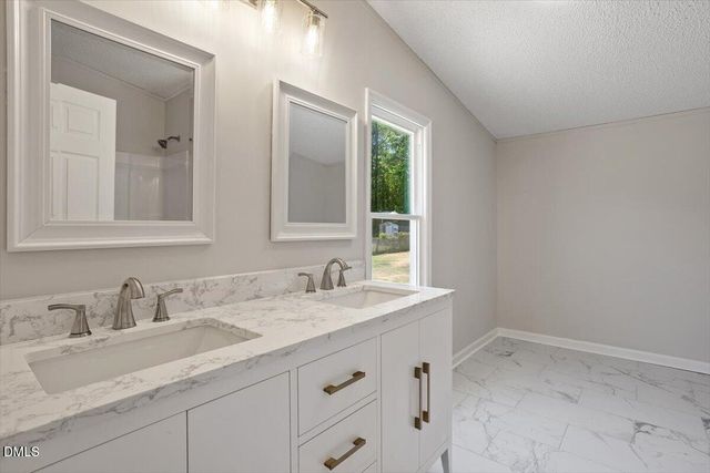3356 Dandelion Lane, Fayetteville, NC 28306
