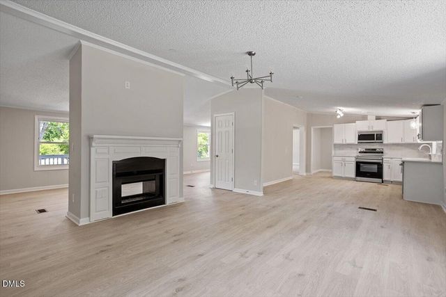 3356 Dandelion Lane, Fayetteville, NC 28306