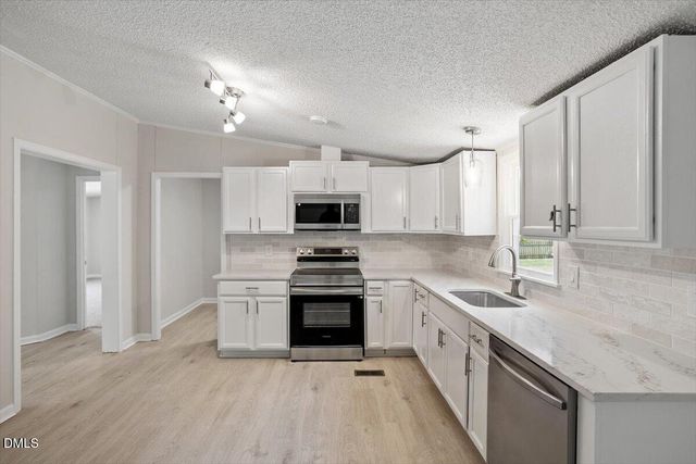 3356 Dandelion Lane, Fayetteville, NC 28306