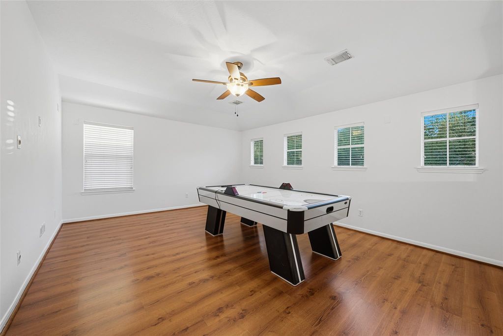 Image 32 of property listing at 10434 Antelope Alley, Missouri City, TX 77459